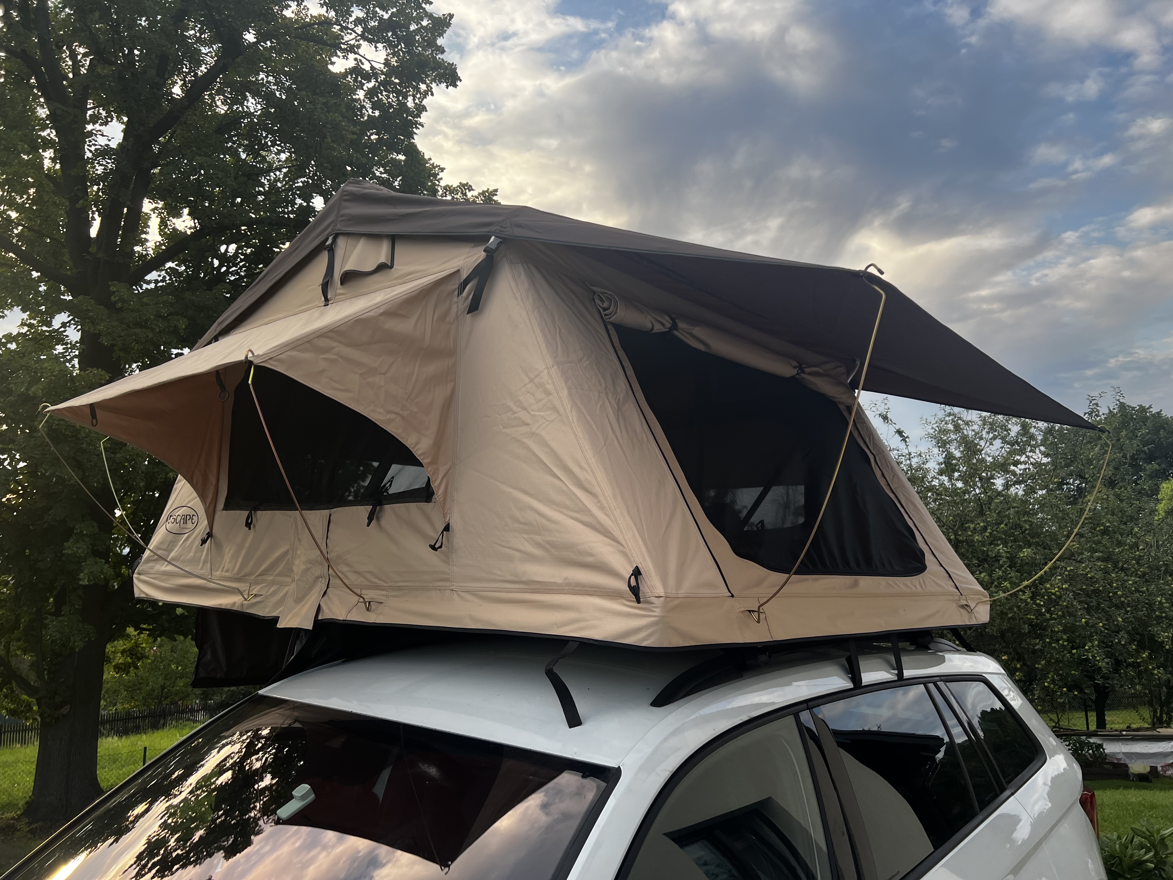 Střešní stan Escape 190 cm